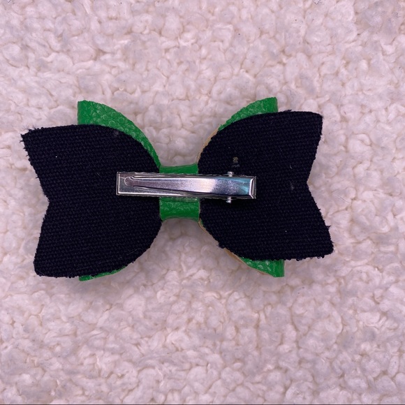 Marijuana Faux Leather Charm Glitter Small Bow - Picture 5 of 6